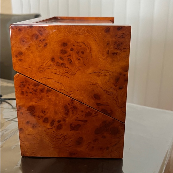 VERSA Dual Watch Winder - Picture 9 of 12